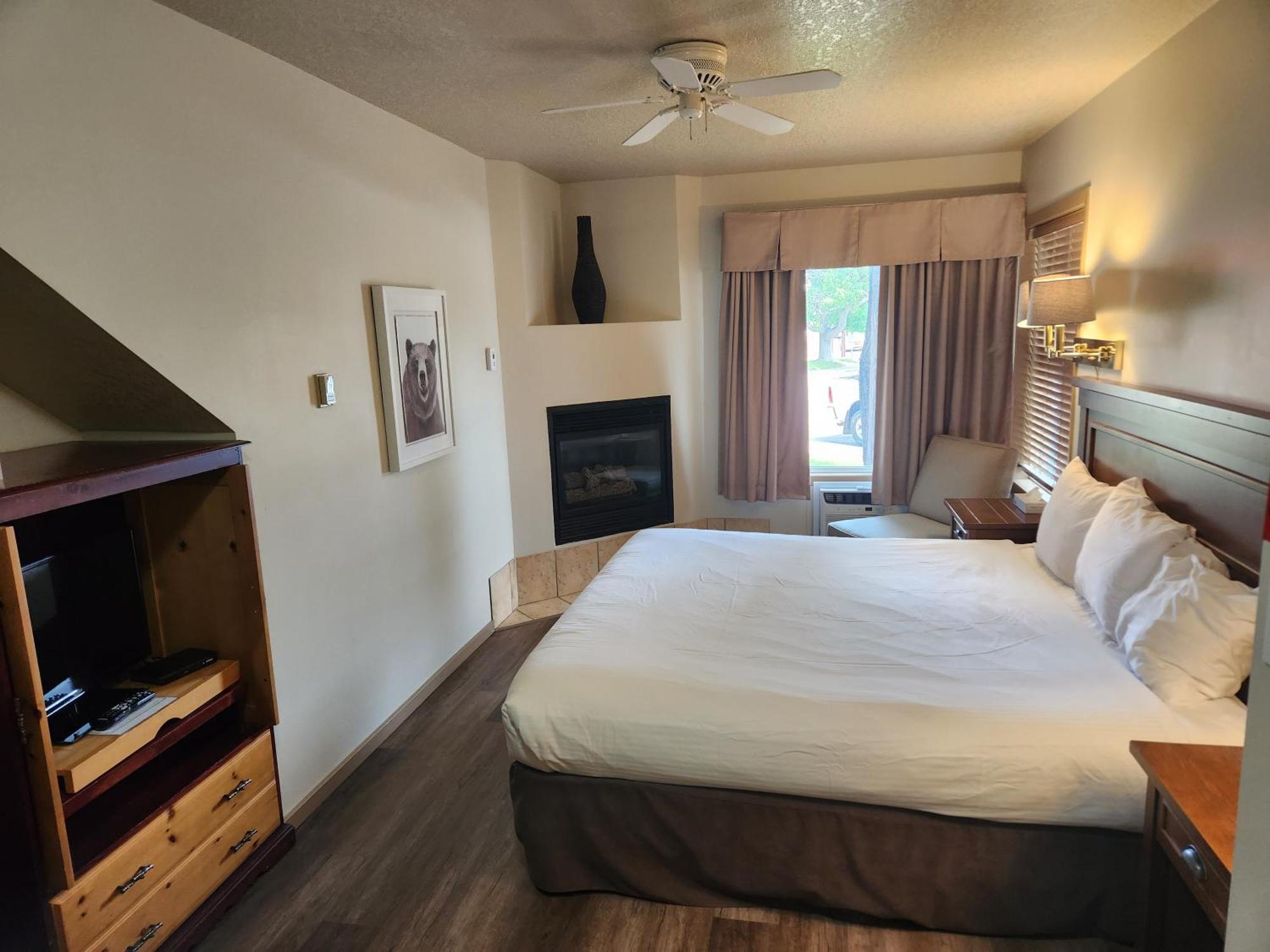 Waterton Lakes Lodge Resort Kültér fotó