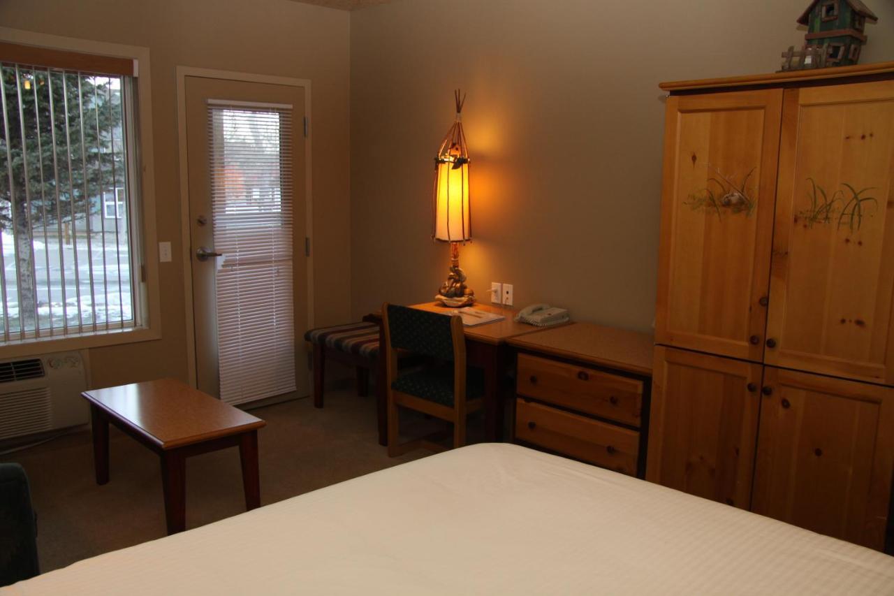 Waterton Lakes Lodge Resort Kültér fotó