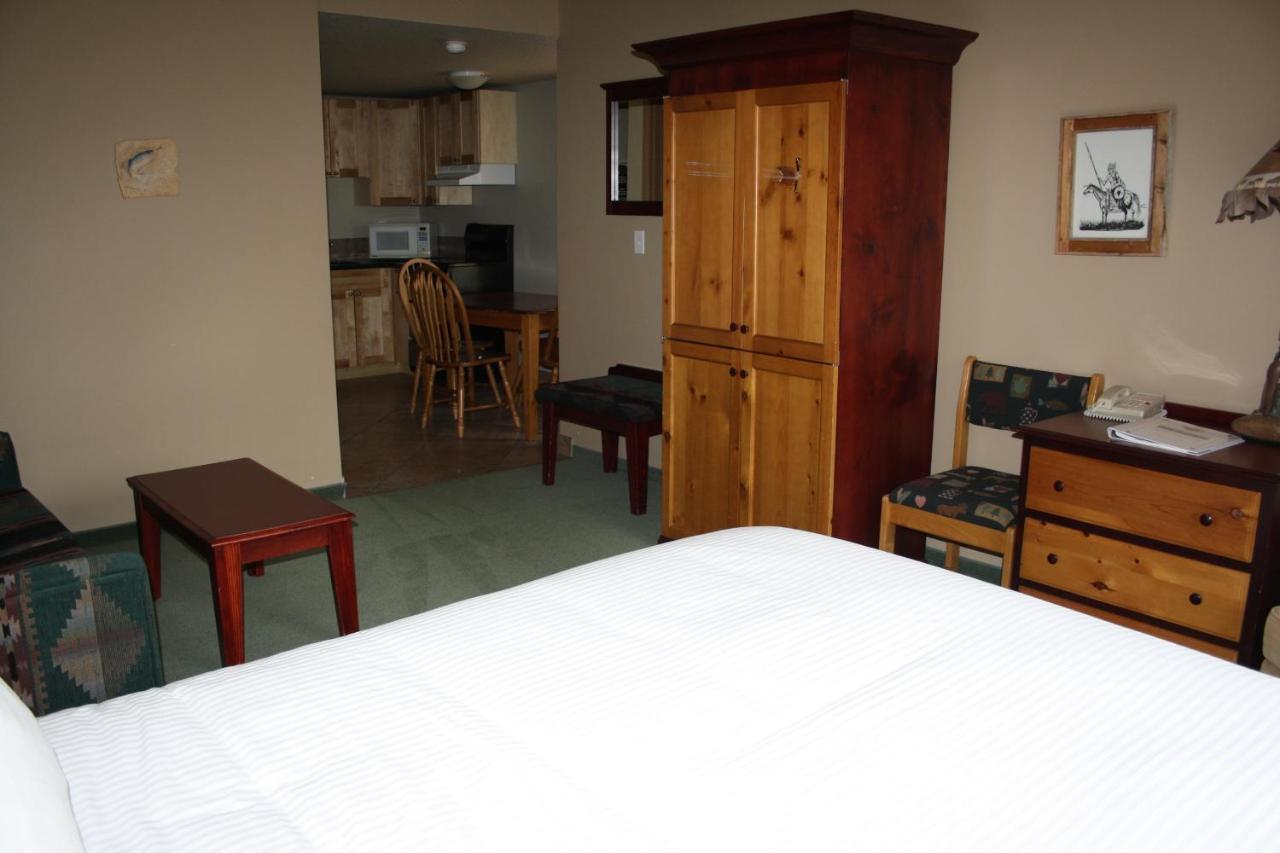 Waterton Lakes Lodge Resort Kültér fotó